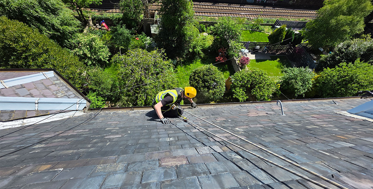 Gutter-Cleaning-Edinburgh